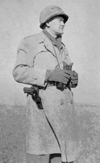 Photo of Major General Robert W. Grow, CG 6th AD